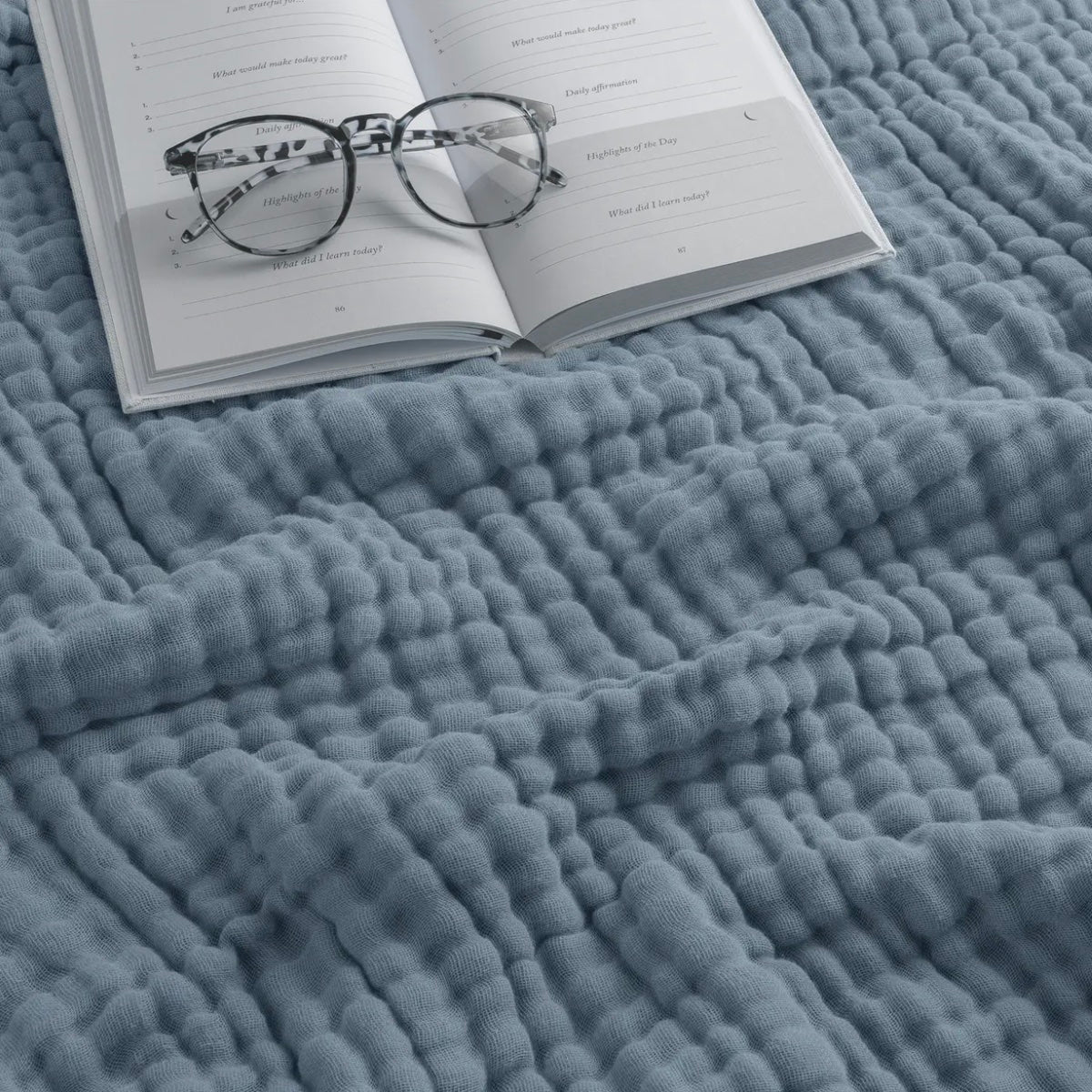 Welcome Home (with Blanket) Gift Set